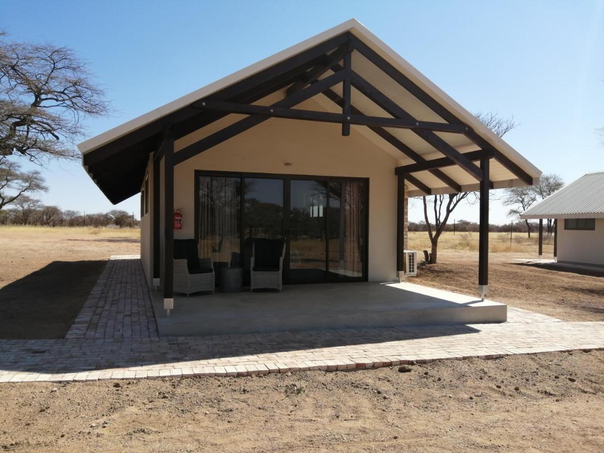 Khan River Lodge Wilhelmstal Экстерьер фото