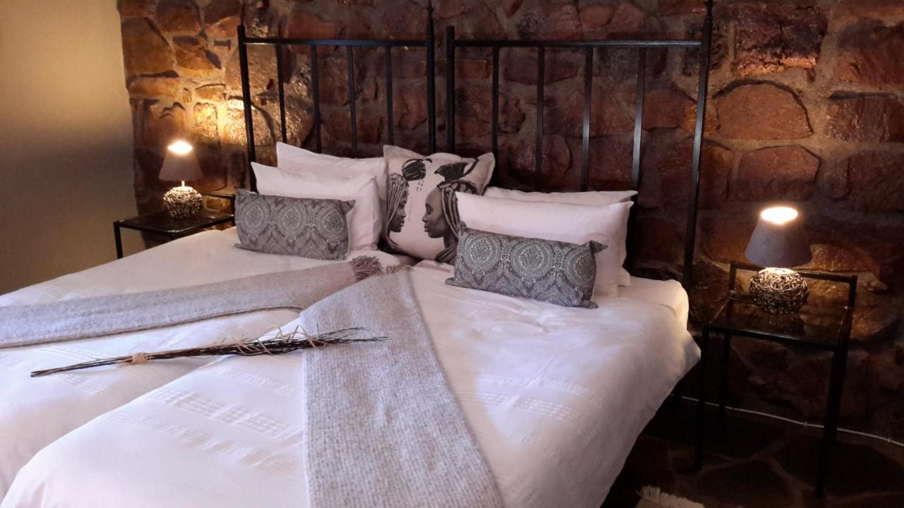 Khan River Lodge Wilhelmstal Экстерьер фото
