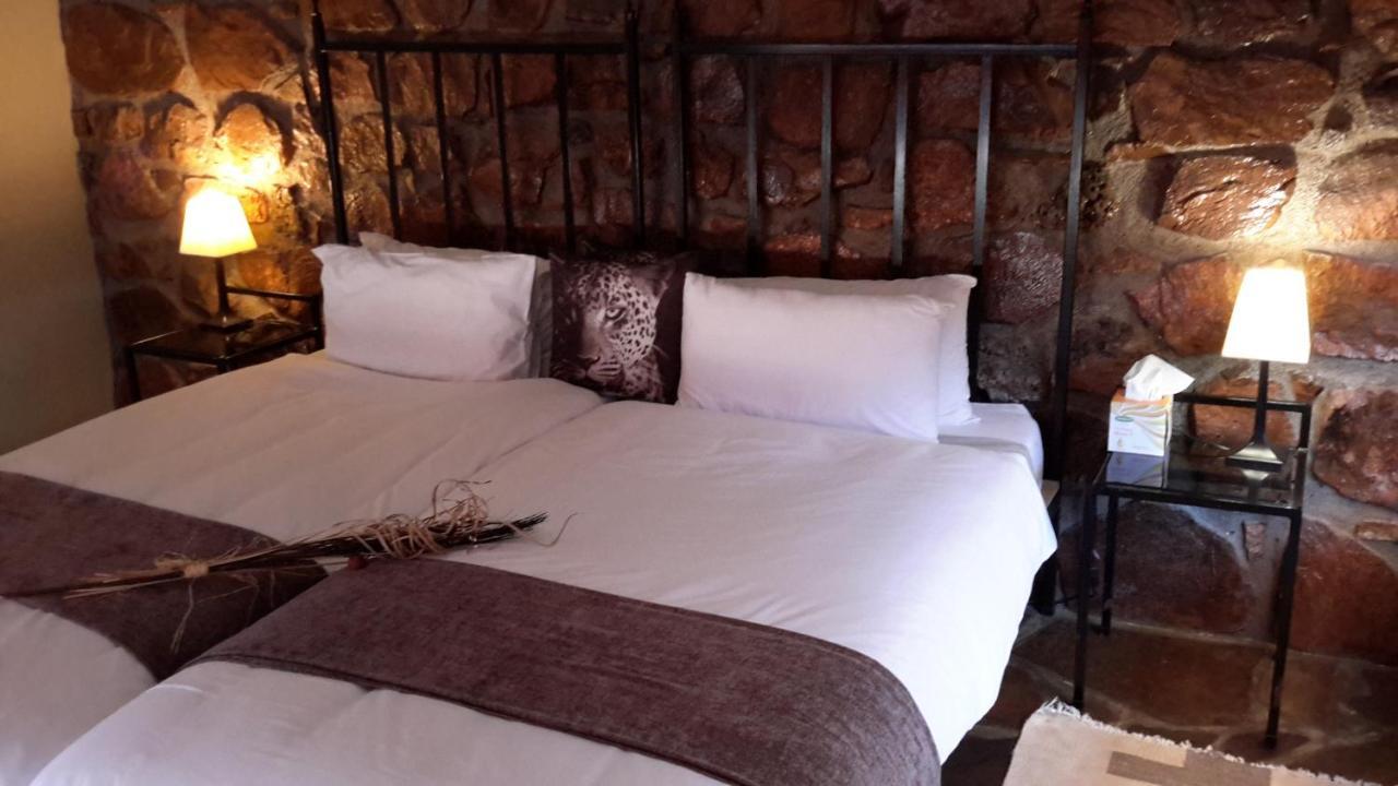 Khan River Lodge Wilhelmstal Экстерьер фото