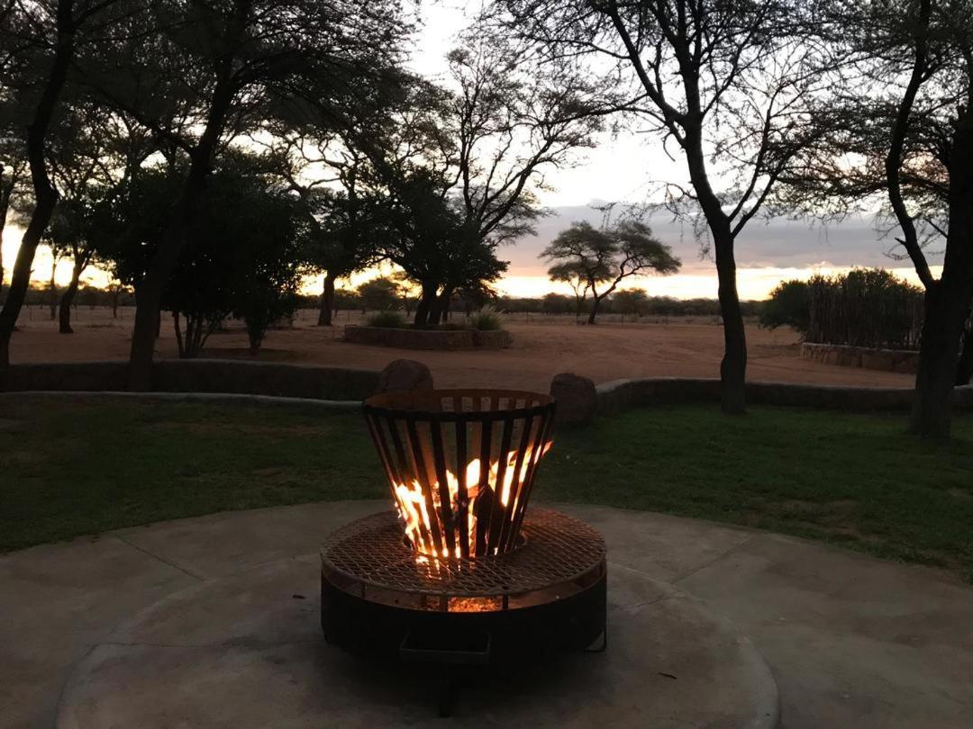 Khan River Lodge Wilhelmstal Экстерьер фото